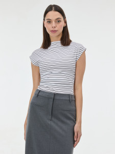 Футболка женская без рукавов в черную полоску молочная ORSAY