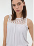 Топ женский с ажурной вставкой белый ORSAY